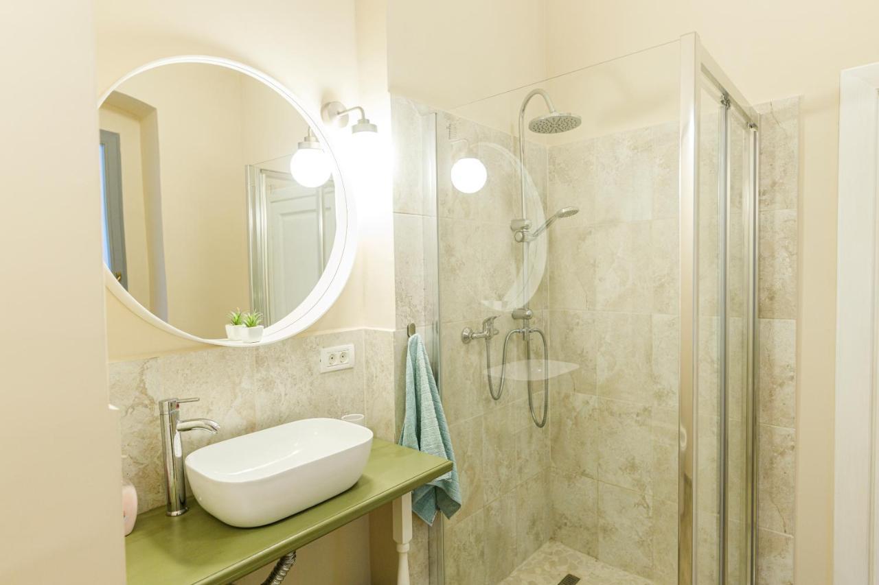 Beautiful Apartment In Heart Of Historical Center Timisoara Bagian luar foto